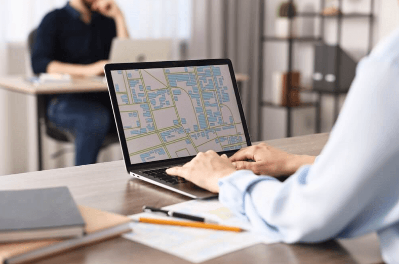 Pickup route planning and the logic behind instant game pages
