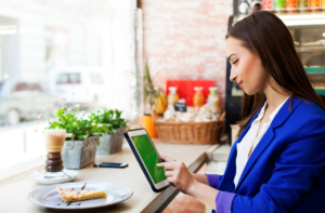 Service Business Management Software: How to Connect Jobs, Customers, Scheduling and Invoicing